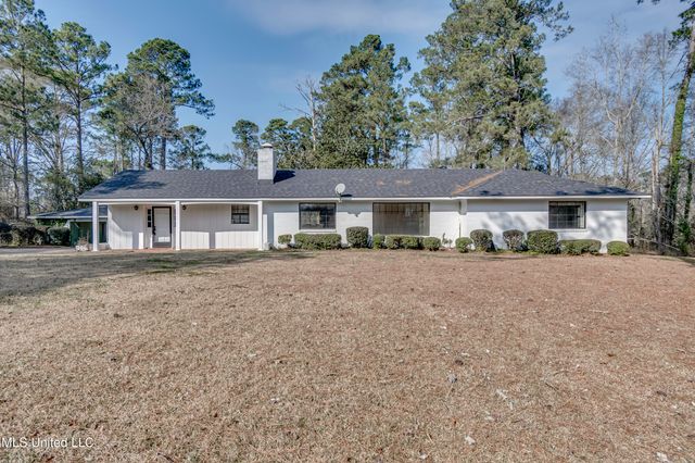 632 NW Second Avenue, Magee, MS 39111