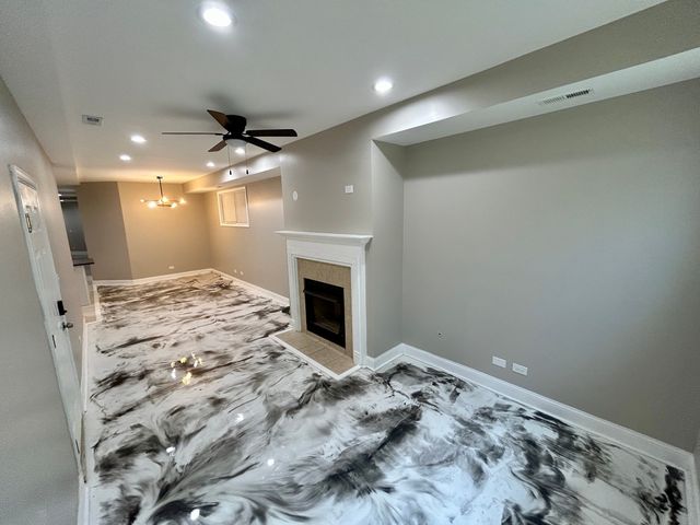 5333 S Calumet Avenue, Chicago, IL 60615