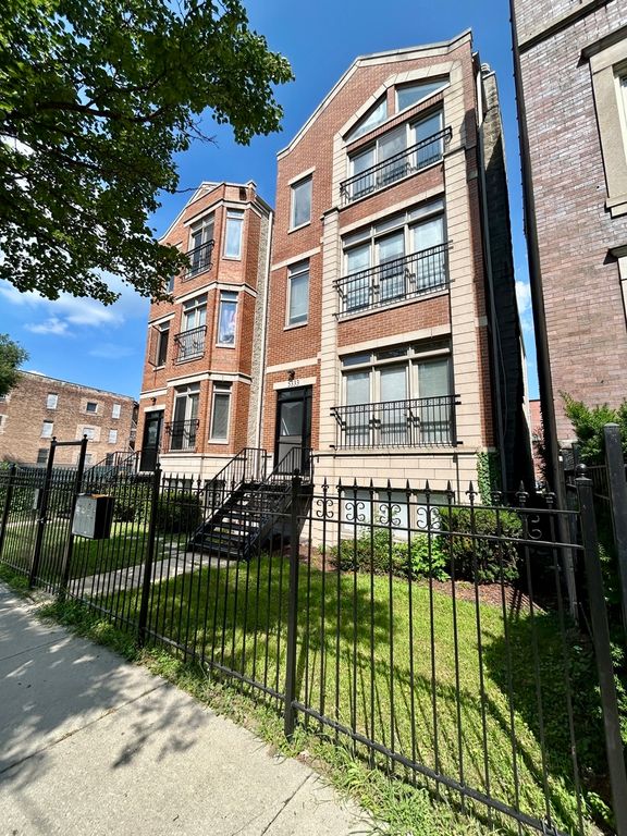 5333 S Calumet Avenue, Chicago, IL 60615