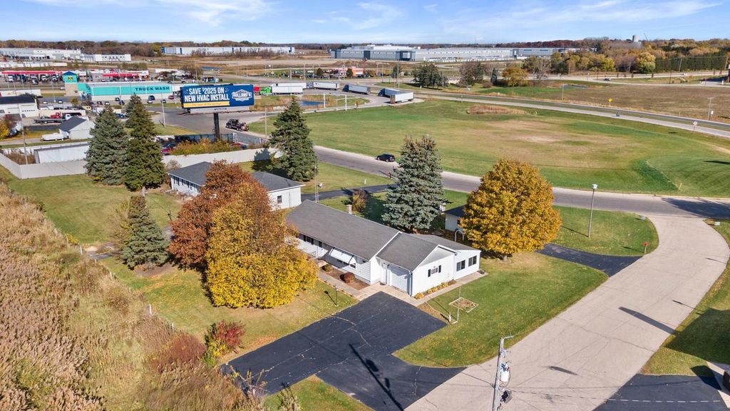 4230 Michel COURT, Franksville, WI 53126