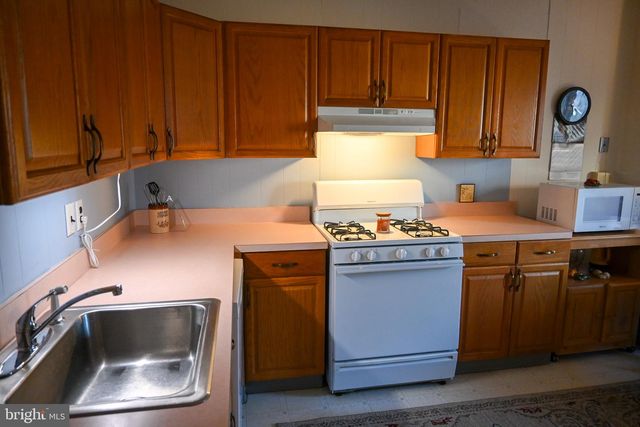 309-11 E LEHIGH AVE, Philadelphia, PA 19125