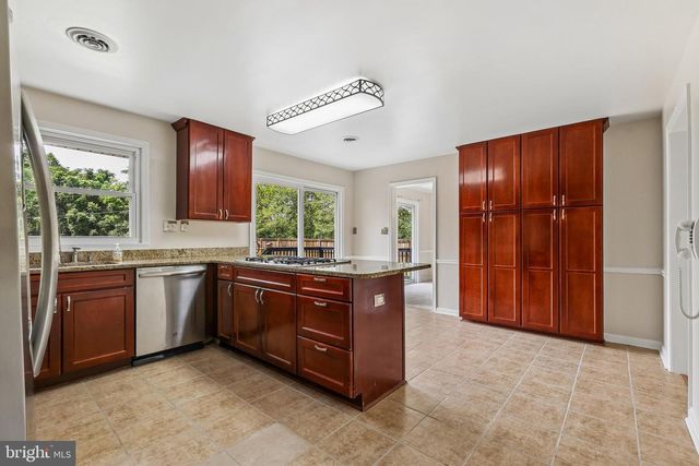 1685 BROOKE RD, Stafford, VA 22554