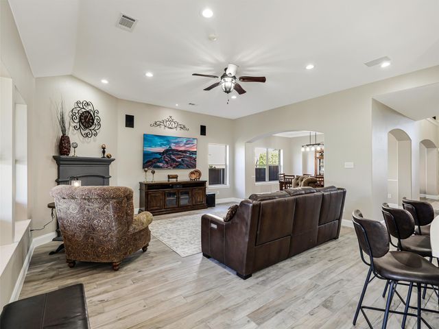 2939 Oasis Drive, Little Elm, TX 75068