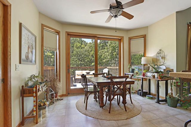 1109 Cooper Hawk DRIVE, Burlington, WI 53105