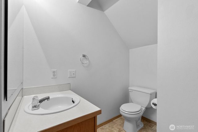 6305 111th Avenue E, Puyallup, WA 98372