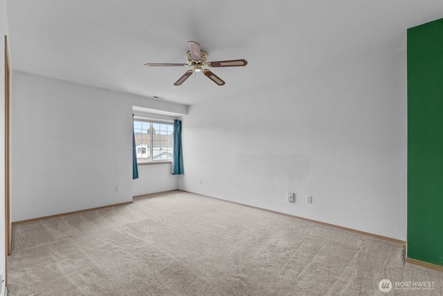 6305 111th Avenue E, Puyallup, WA 98372