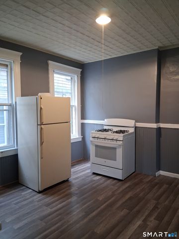 146 Chestnut Avenue 1st Floor, Waterbury, CT 06710