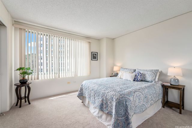 1314 Kalakaua Avenue 404, Honolulu, HI 96826