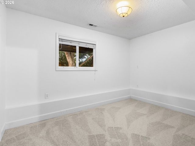 15815 Sw 88TH Ave, Portland, OR 97224