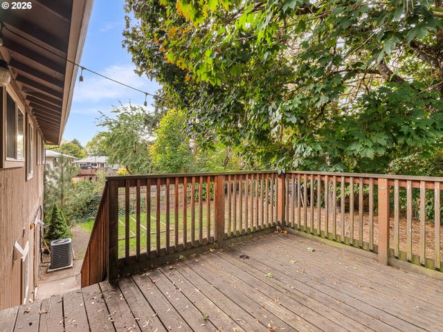15815 Sw 88TH Ave, Portland, OR 97224