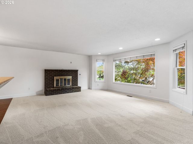 15815 Sw 88TH Ave, Portland, OR 97224