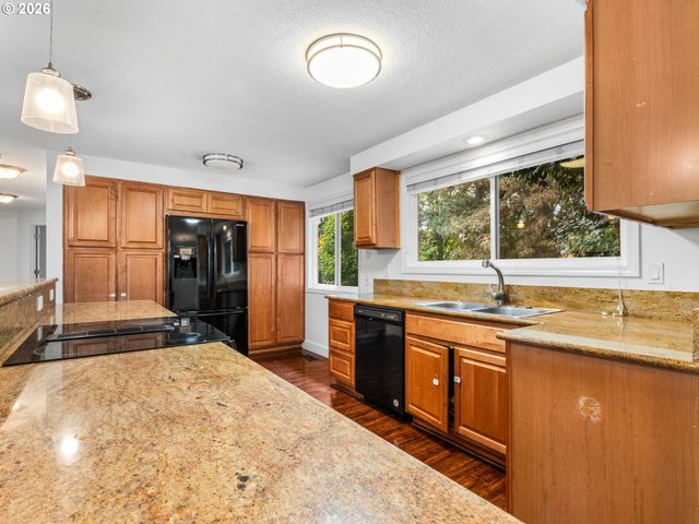 15815 Sw 88TH Ave, Portland, OR 97224