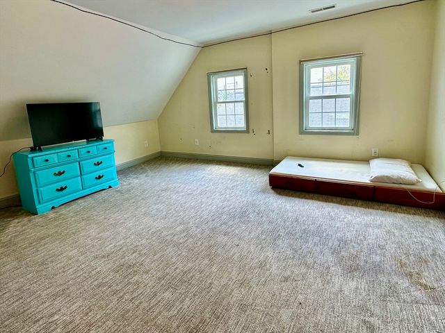 254 Franklin St 2, Framingham, MA 01702