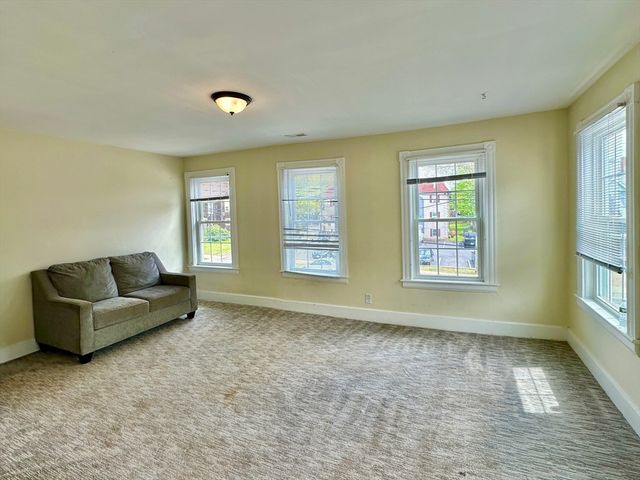254 Franklin St 2, Framingham, MA 01702