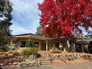 351 View Dr, Ukiah, CA 95482