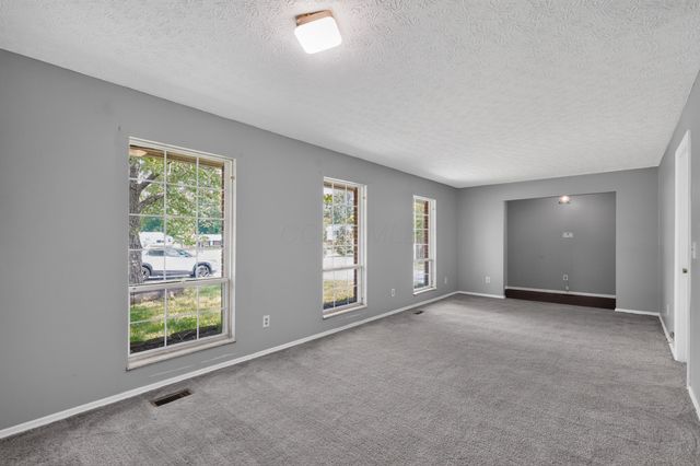21 Kalu Place, Westerville, OH 43081