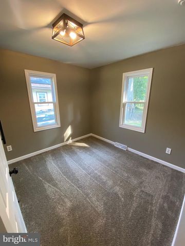 112 HIGHLAND AVE, Pennsville, NJ 08070