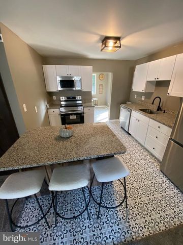 112 HIGHLAND AVE, Pennsville, NJ 08070