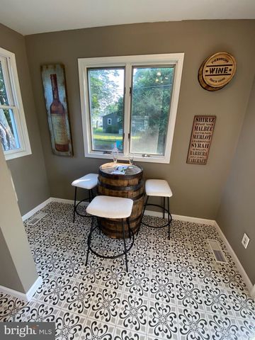 112 HIGHLAND AVE, Pennsville, NJ 08070