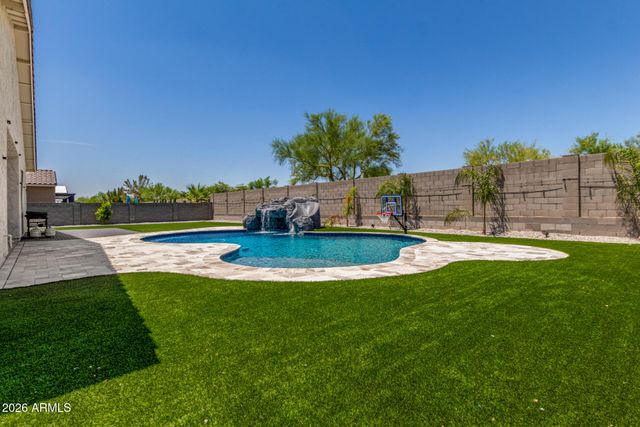 5314 N 182nd Lane, Litchfield Park, AZ 85340