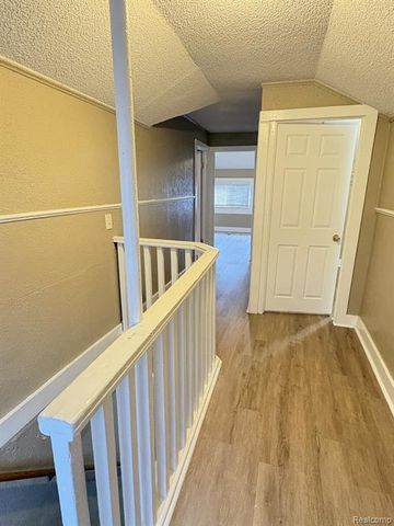 15859 Santa Rosa Drive, Detroit, MI 48238