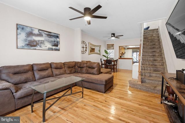 2756 PLUM ST, Philadelphia, PA 19137