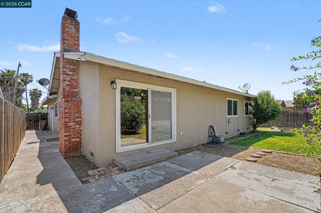 123 E Lake Dr, Antioch, CA 94509