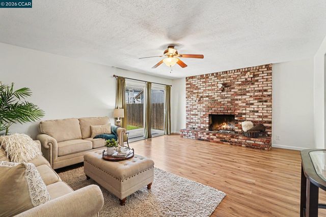 123 E Lake Dr, Antioch, CA 94509