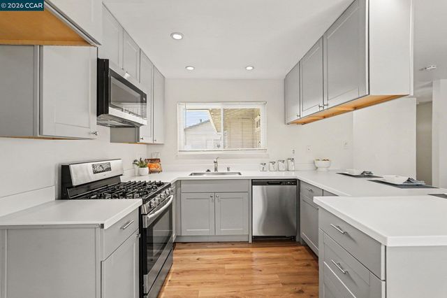 123 E Lake Dr, Antioch, CA 94509
