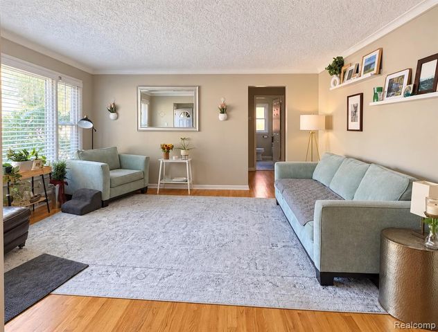 22701 Princeton Street, Dearborn, MI 48124