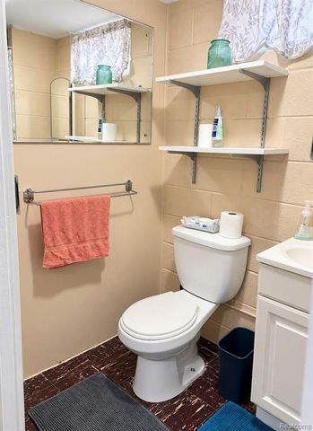 22701 Princeton Street, Dearborn, MI 48124