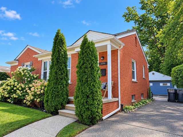 22701 Princeton Street, Dearborn, MI 48124