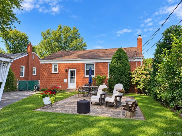 22701 Princeton Street, Dearborn, MI 48124
