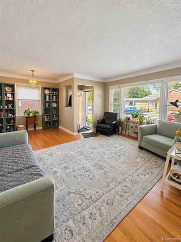 22701 Princeton Street, Dearborn, MI 48124