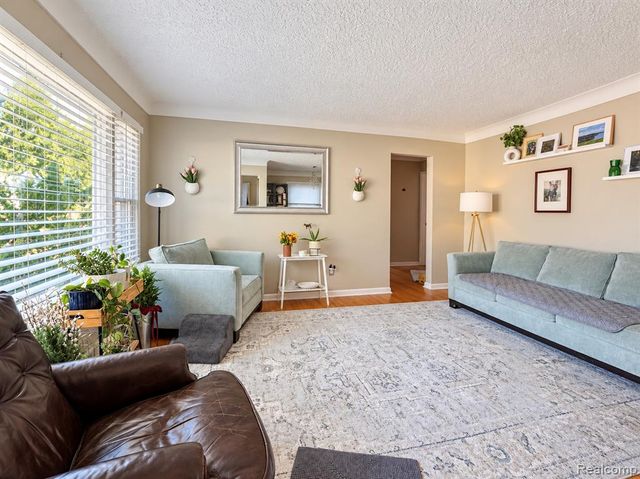 22701 Princeton Street, Dearborn, MI 48124