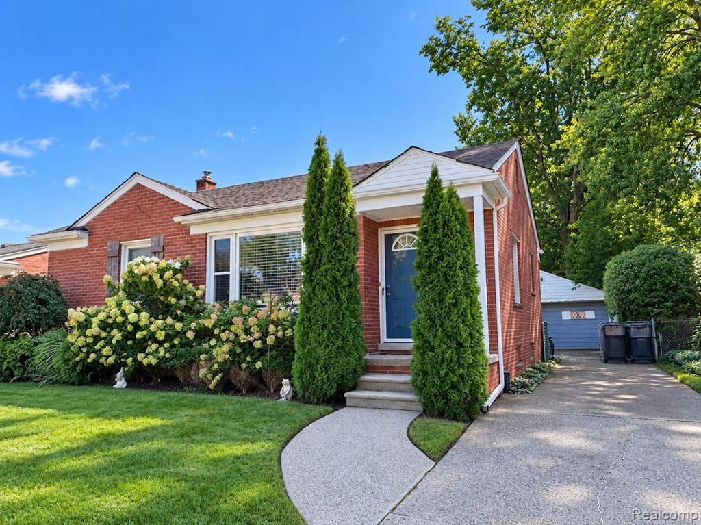 22701 Princeton Street, Dearborn, MI 48124