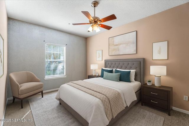 575 OAKLEAF PLANTATION Parkway 901, Orange Park, FL 32065