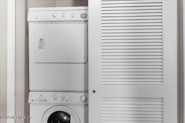 575 OAKLEAF PLANTATION Parkway 901, Orange Park, FL 32065