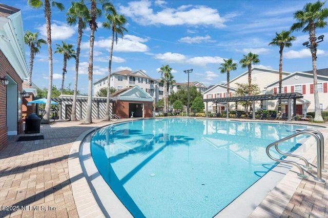 575 OAKLEAF PLANTATION Parkway 901, Orange Park, FL 32065