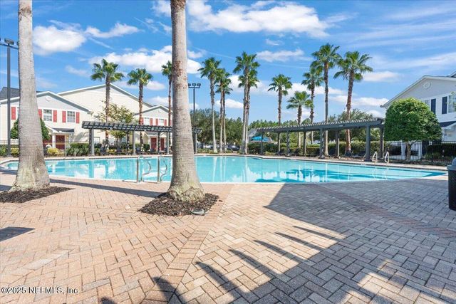 575 OAKLEAF PLANTATION Parkway 901, Orange Park, FL 32065