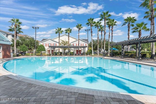 575 OAKLEAF PLANTATION Parkway 901, Orange Park, FL 32065