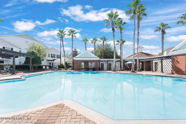 575 OAKLEAF PLANTATION Parkway 901, Orange Park, FL 32065