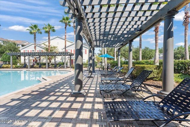 575 OAKLEAF PLANTATION Parkway 901, Orange Park, FL 32065