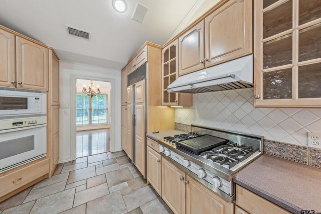 231 W Cumberland Rd, Tyler, TX 75703