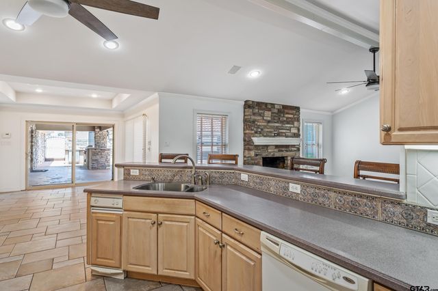 231 W Cumberland Rd, Tyler, TX 75703