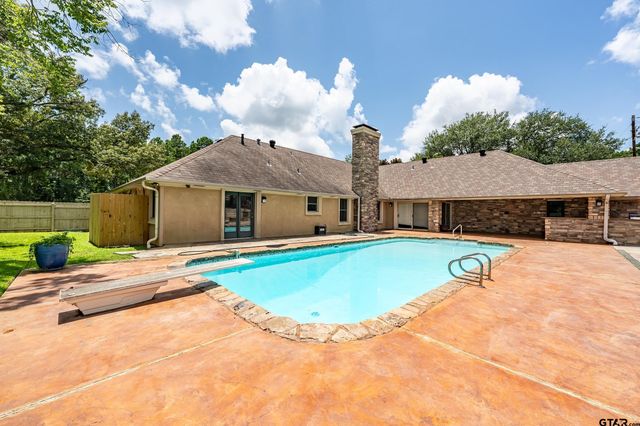 231 W Cumberland Rd, Tyler, TX 75703