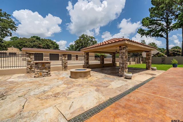 231 W Cumberland Rd, Tyler, TX 75703