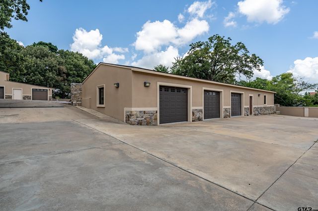 231 W Cumberland Rd, Tyler, TX 75703