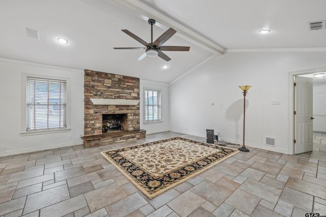 231 W Cumberland Rd, Tyler, TX 75703