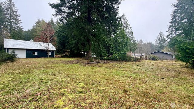 11 Webb Road SW, Lakebay, WA 98349